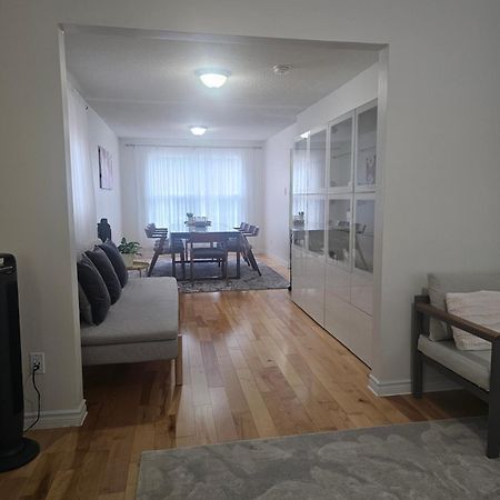 Modern Bright Cozy 3Bed 3Bath Vacation House In Ajax, Greater Toronto Area Gta, On, Canada Exterior photo