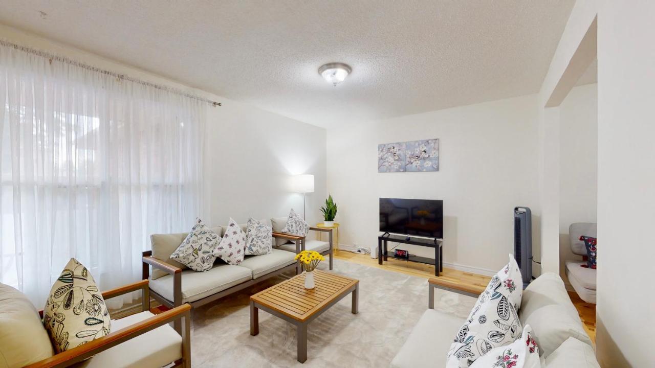Modern Bright Cozy 3Bed 3Bath Vacation House In Ajax, Greater Toronto Area Gta, On, Canada Exterior photo