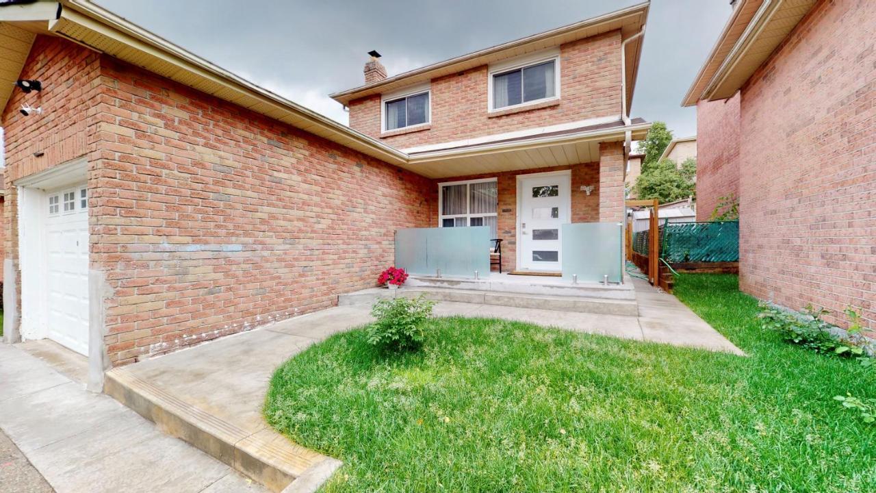Modern Bright Cozy 3Bed 3Bath Vacation House In Ajax, Greater Toronto Area Gta, On, Canada Exterior photo