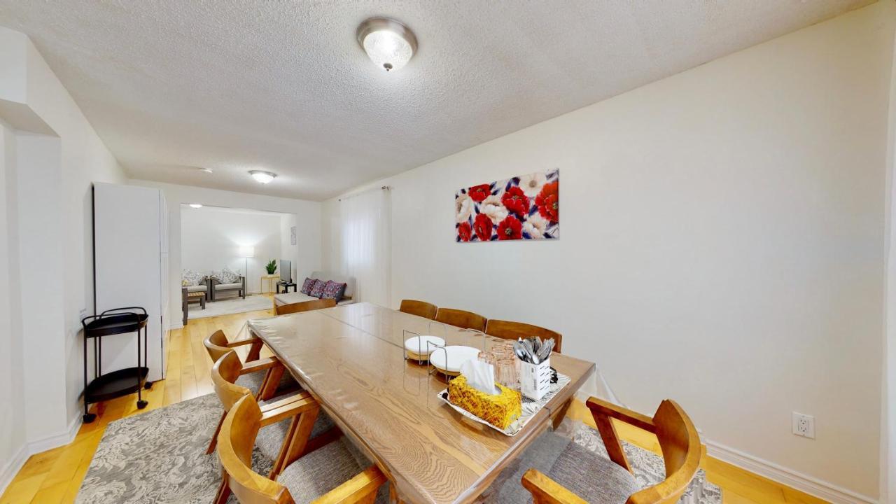 Modern Bright Cozy 3Bed 3Bath Vacation House In Ajax, Greater Toronto Area Gta, On, Canada Exterior photo