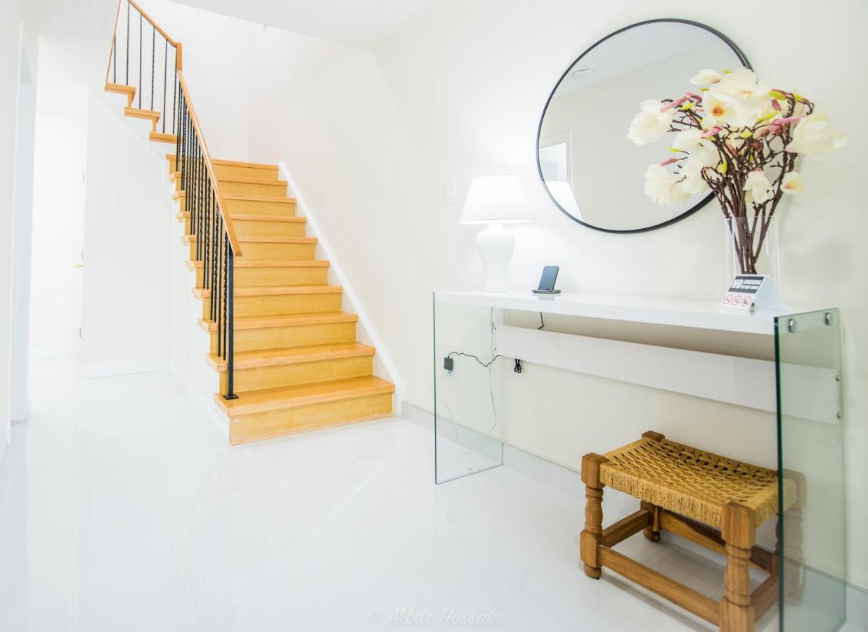 Modern Bright Cozy 3Bed 3Bath Vacation House In Ajax, Greater Toronto Area Gta, On, Canada Exterior photo