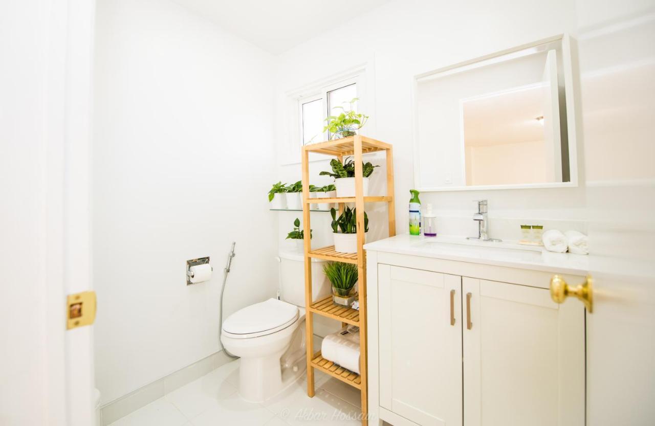 Modern Bright Cozy 3Bed 3Bath Vacation House In Ajax, Greater Toronto Area Gta, On, Canada Exterior photo