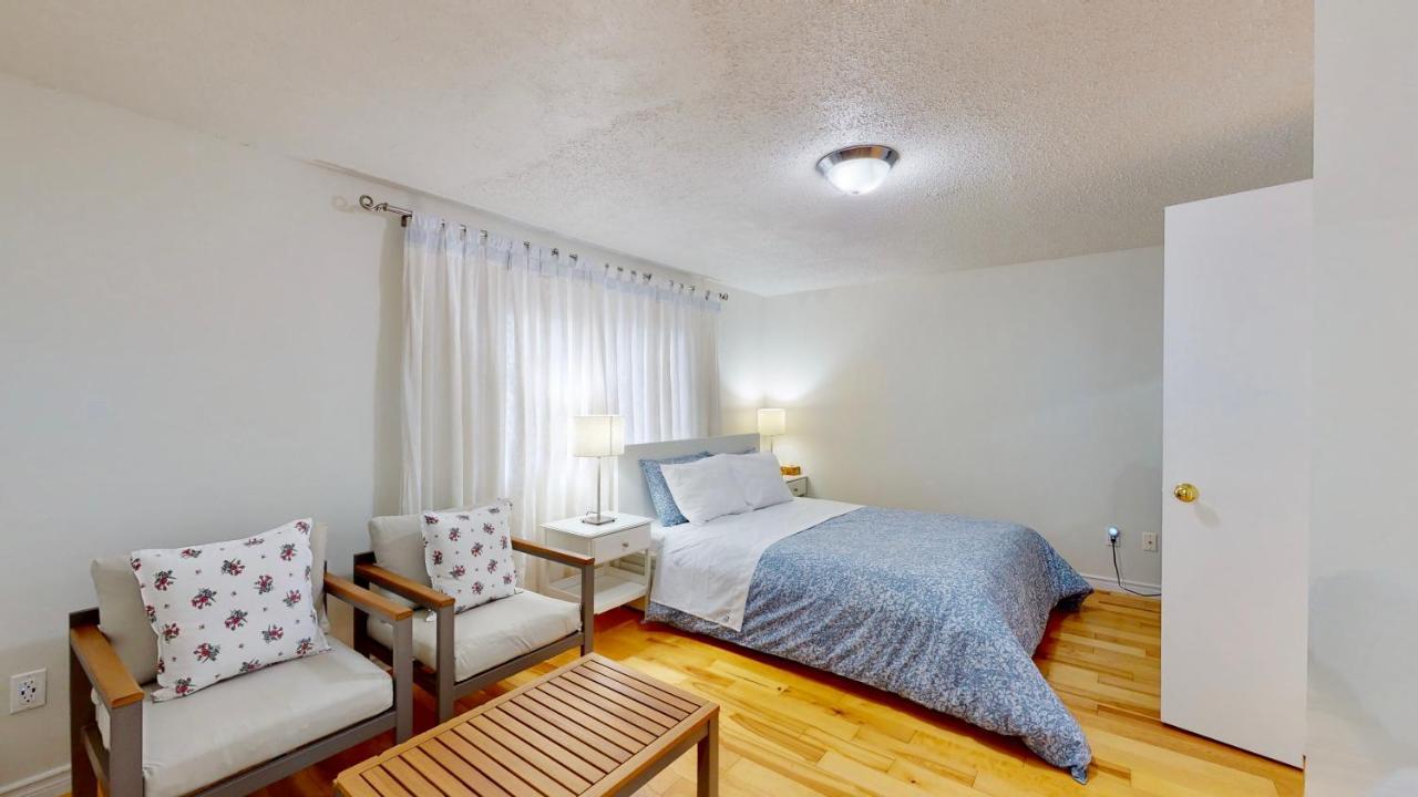 Modern Bright Cozy 3Bed 3Bath Vacation House In Ajax, Greater Toronto Area Gta, On, Canada Exterior photo