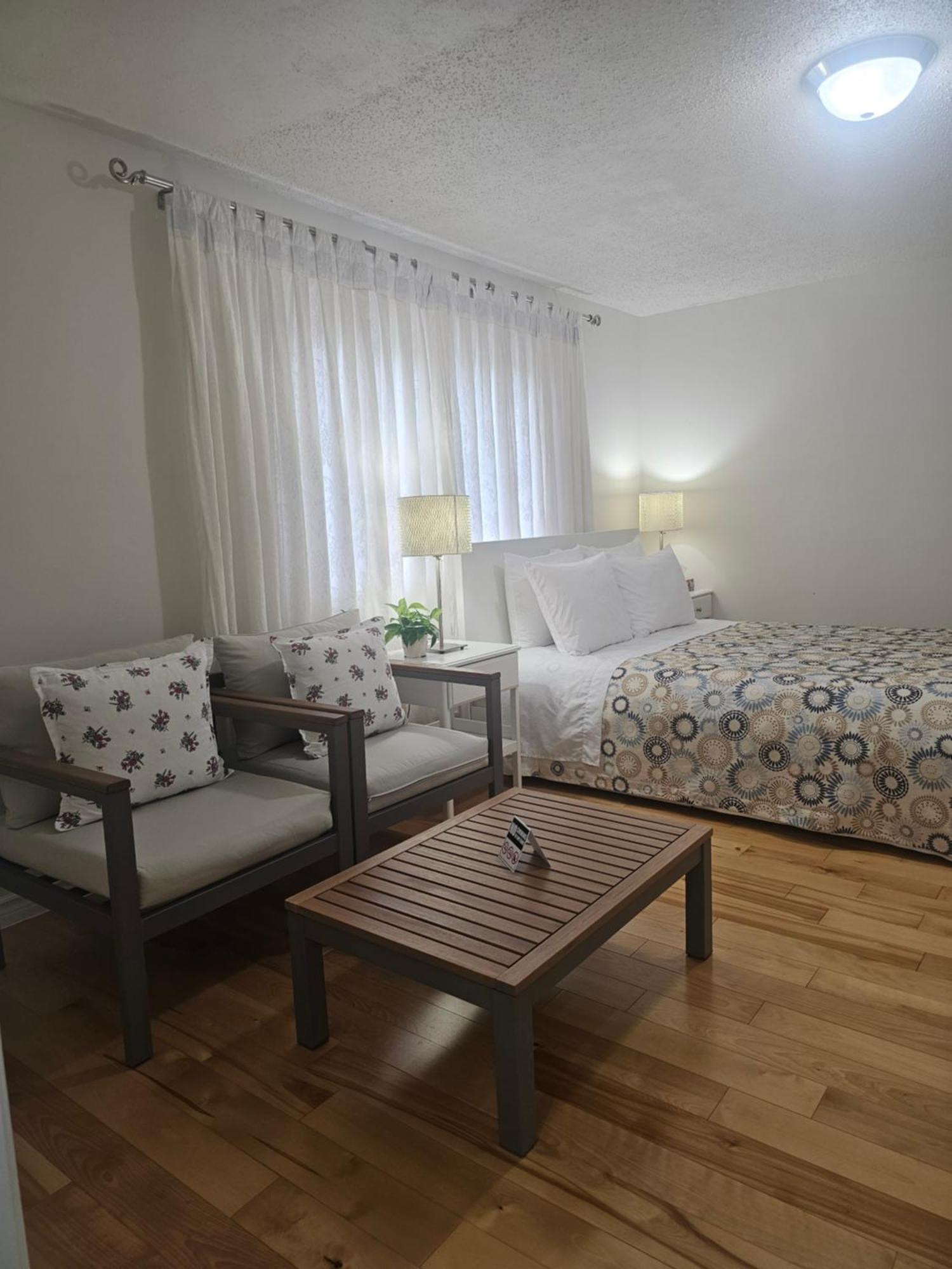 Modern Bright Cozy 3Bed 3Bath Vacation House In Ajax, Greater Toronto Area Gta, On, Canada Exterior photo