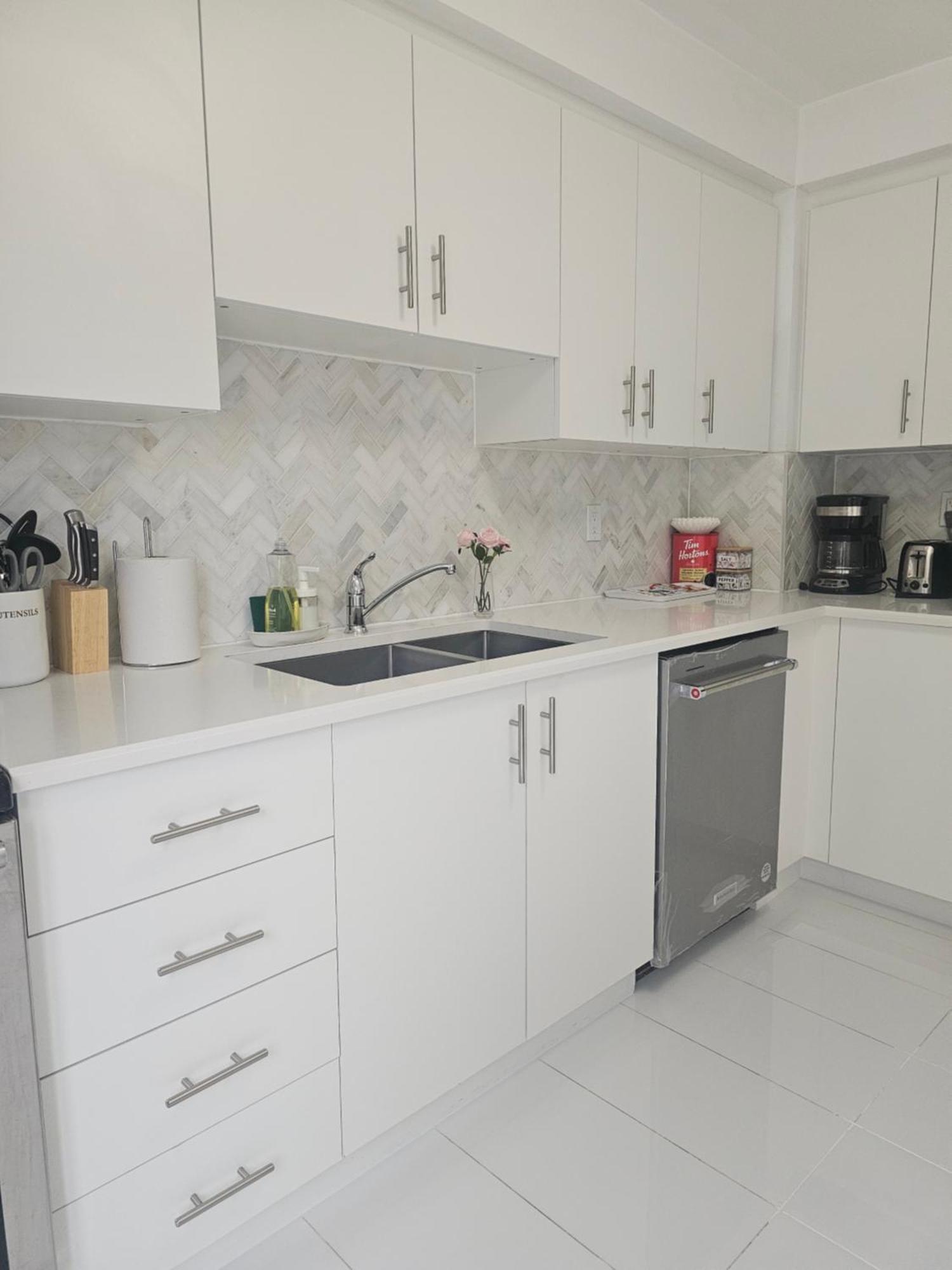 Modern Bright Cozy 3Bed 3Bath Vacation House In Ajax, Greater Toronto Area Gta, On, Canada Exterior photo