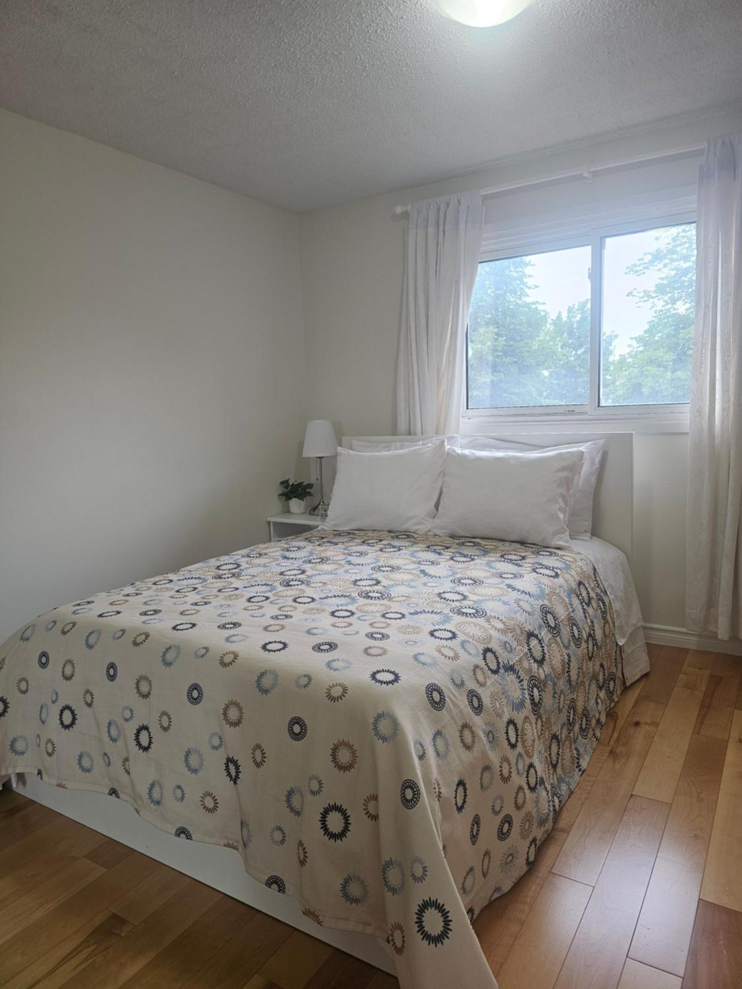 Modern Bright Cozy 3Bed 3Bath Vacation House In Ajax, Greater Toronto Area Gta, On, Canada Exterior photo