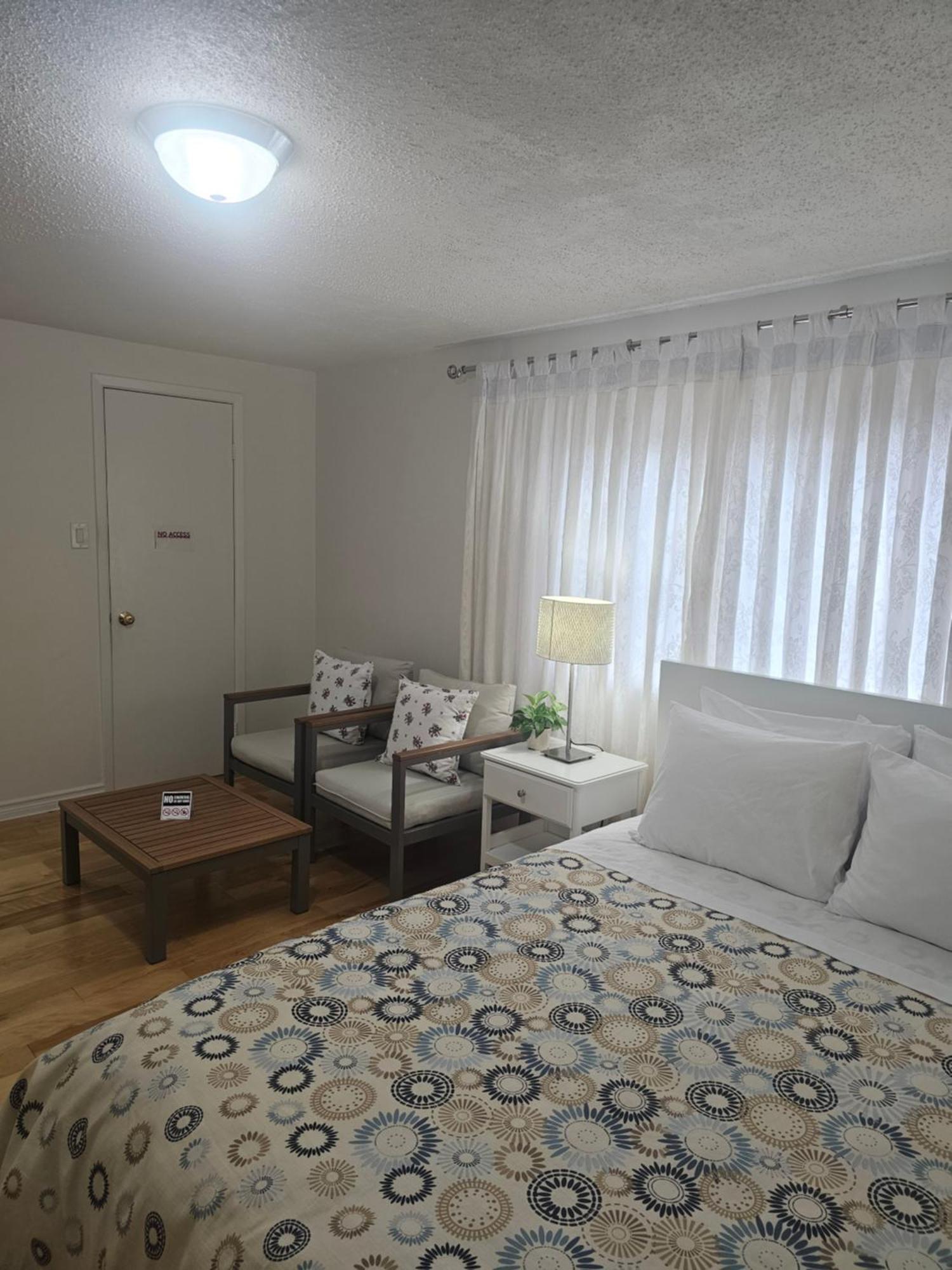 Modern Bright Cozy 3Bed 3Bath Vacation House In Ajax, Greater Toronto Area Gta, On, Canada Exterior photo